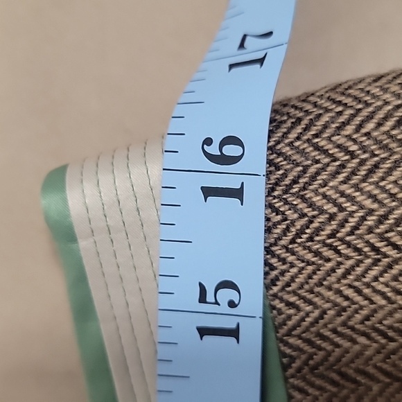 Loft, Size 10P, Wool Blend A-Line Skirt, Brown Herringbone Pattern, Green Accent - Picture 4 of 12